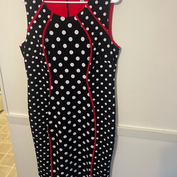 Shelby & Palmer Red and White Sheath Mini Dress - Picture 10 of 12